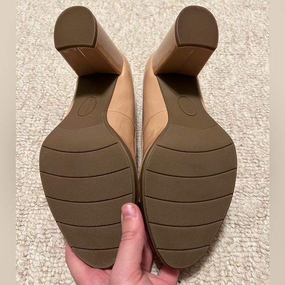 Anne Klein nude heels size 8 *like new* - Picture 4 of 7